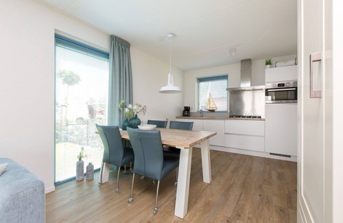 Akkrum House | Stay in our spacious Sneekermeer 4 home with private jetty.