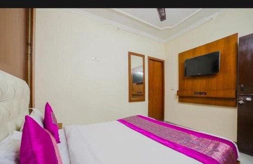 Paharganj Apartment | STAY IN SHYAM