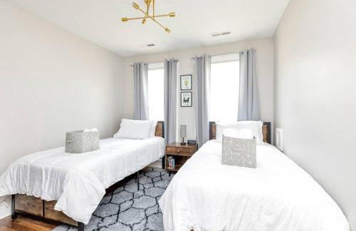 Mosby Apartment | Stay, Play and Pass Go at the Monopoly Penthouse!