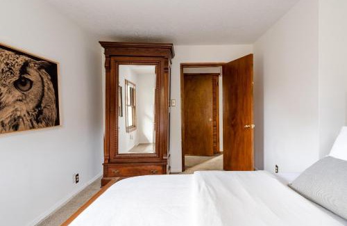 Goose Hollow House | Stay Portland Collection - Preserved 1907 Classic Craftsman - 92 WalkScore