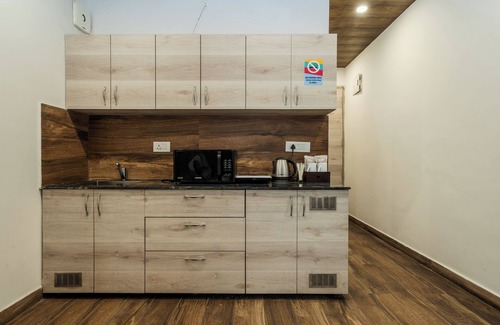 Udyog Vihar Hotel | Stay Studio Hotel & Residences