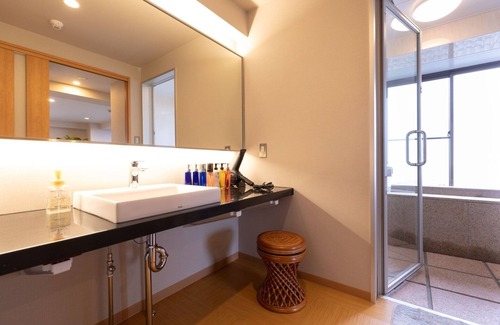 Beppu Hotel | Stay without meals 4F Twin room with openair hot spring bath nonsmoking/Beppu Ōita