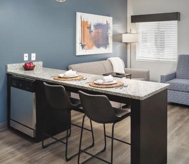 Cleveland Hotel | stayAPT Suites Cleveland TN