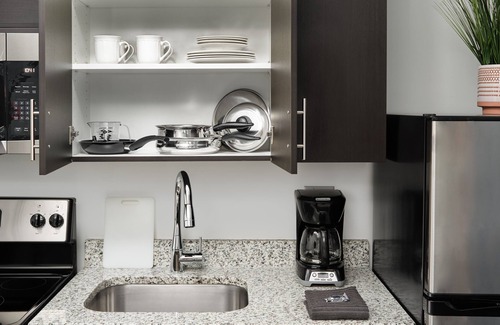 Belle Mina Apartment | stayAPT Suites Madison-Greenbrier