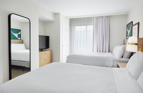 Peoria Hotel | Staybridge Suites Downtown Peoria by IHG