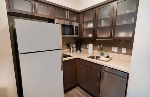 Lake Arbor Hotel | Staybridge Suites Washington DC East - Largo by IHG