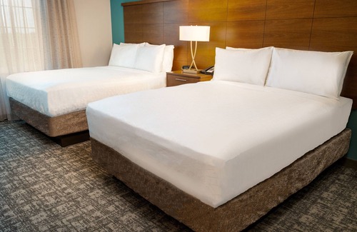 Lake Arbor Hotel | Staybridge Suites Washington DC East - Largo by IHG