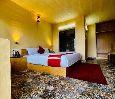 Mashobra Hotel | Staycation Premium Mashobra - A Nature Valley Retreat Resort