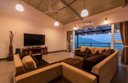 Ambavna Villa | StayVista at Bubbles & Breeze