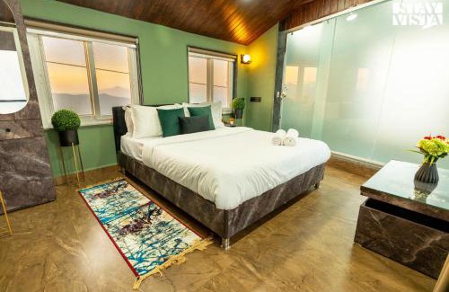 Bhor Villa | StayVista at The Cloudscape with WiFi, Lawn, AC