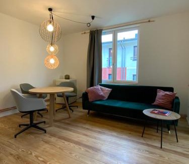 Bahrenfeld House | steenkampstudios GRANNS' SUITE