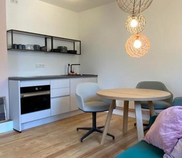 Bahrenfeld House | steenkampstudios GRANNS' SUITE