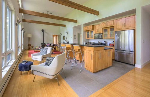 New Marlborough House | Steepletop Lodge: Nature Lover’s Paradise