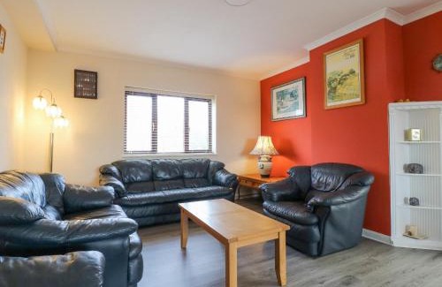 Barrow-on-Trent House | Stensonhill Lodge