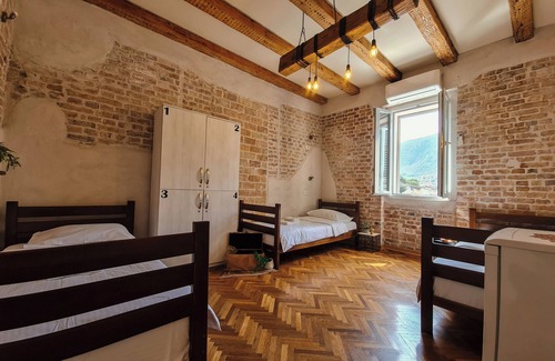 Kotor House | Step to Kotor Bay Guesthouse