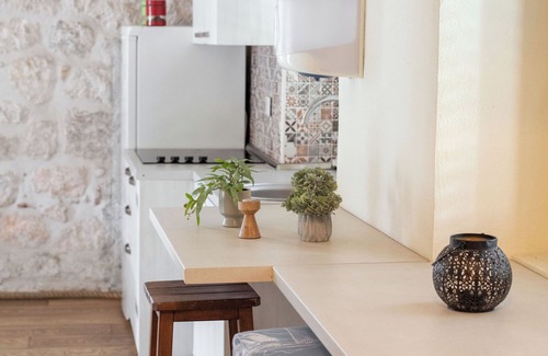 Kotor House | Step to Kotor Bay Guesthouse