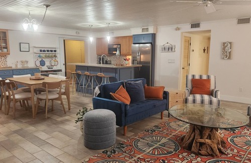 Longboat Key Condo | Steps from the Water with Spectacular Bay Views