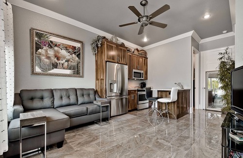 Downtown Apartment | Steps out the front door to the Bentonville Square & all it has to offer!