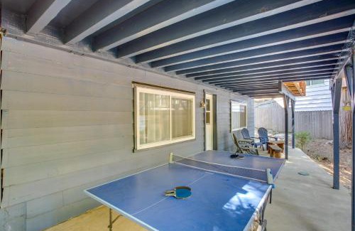 Cedar Glen House | Steps to Lake Arrowhead Cabin with BBQ!