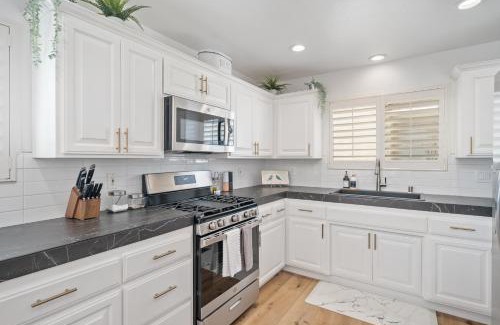 Oceano House | Steps To #PismoBeach with Poker, Foosball, FREE EV Charger, and Bikes