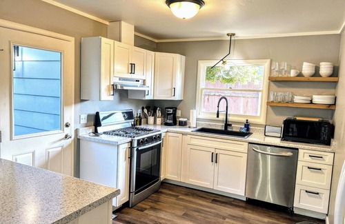 Eureka House | Steps to Sequoia