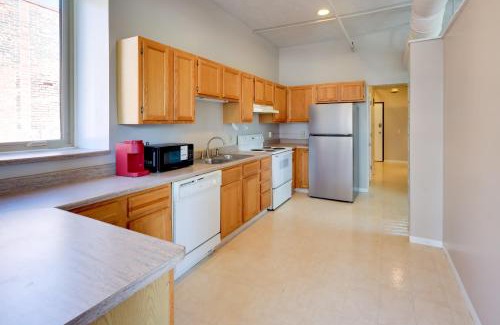 Old Market Apartment | Steps to Shops and Eats Dtwn Omaha Gem!
