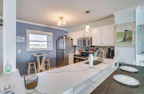 Sneads Ferry Apartment | Steps to the Beach: Oceanfront Condo w/Lanai!