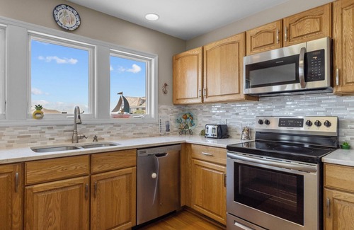 Emerald Isle House | Steps to the Beach, Private Pool & Ocean Views – Perfect Family Getaway!