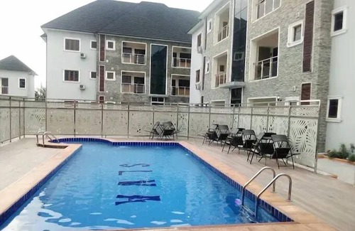 Port Harcourt Apartment | Sterling Lakeview Apartment
