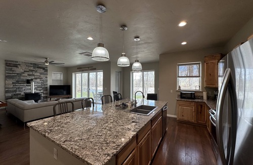 Absarokee House | Stillwater Riverfront Home, Close to the Beartooths, Fish from your door - Peace
