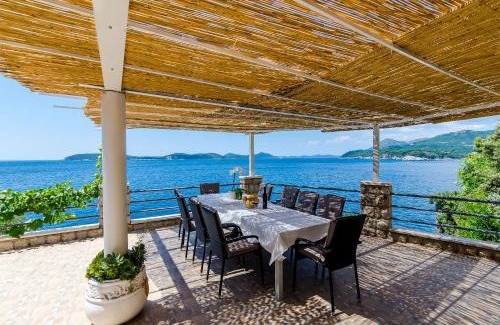 Lozica Apartment | Stone Apartments