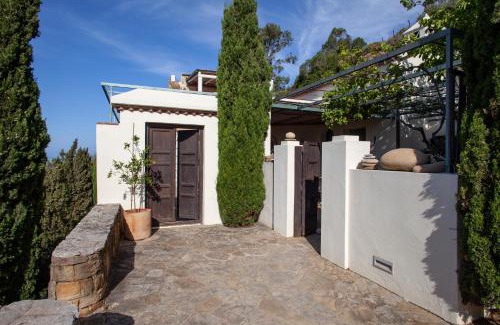 Bolonia Villa | Stone House