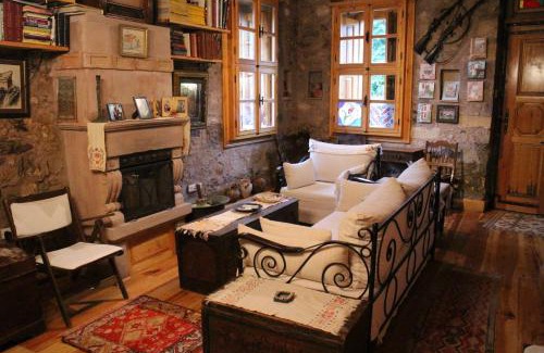 Ayvalik House | Stone House with Garden in Cunda/Ayvalik