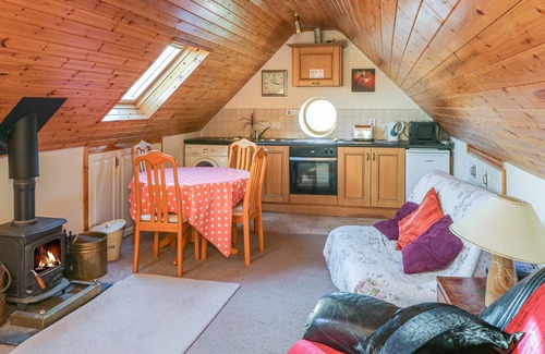 Kilkenny Apartment | STONE LODGE, with open fire in Kilkenny, County Kilkenny