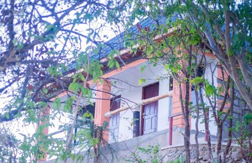 Iringa Region Hotel | Stonecape Resort