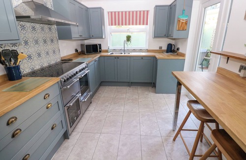 Tenby Cottage | Stones Throw