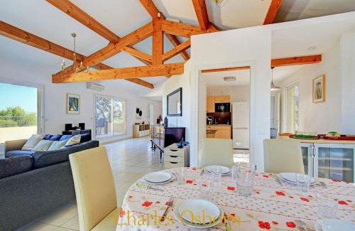 Sete House | Stoneview Villa