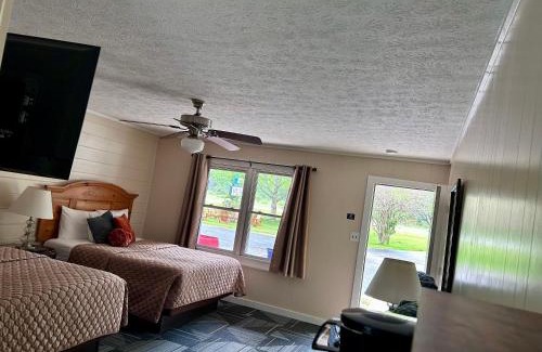 Valley Creek Run Hotel | Stony Creek Motel