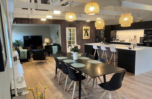 Assens Villa | Stort Luksus Feriehus 5 min fra Strand og by, alt Inkluderet!