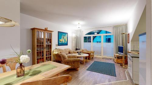 Binz Apartment | strandnahe FeWo mit Schwimmbad im Haus, a cappella 07, Binz