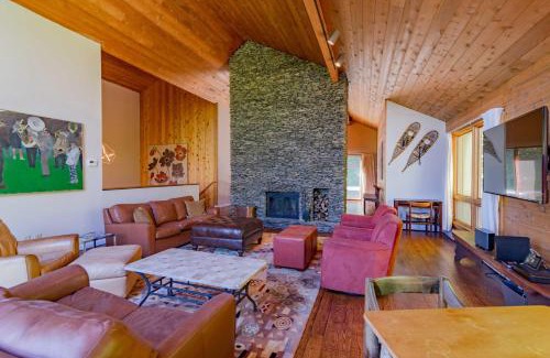 Stratton Mountain House | Stratton Mountain Ski House Hot Tub Sauna Shuttle