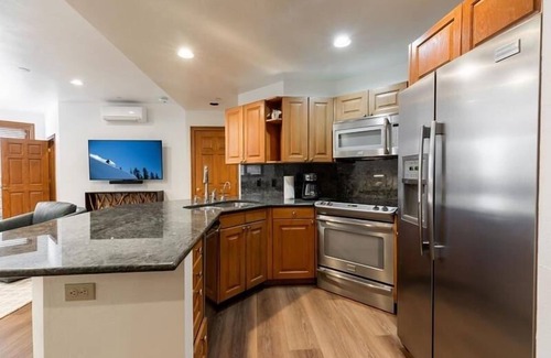 Beaver Creek Condo | Strawberry Park