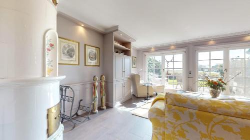 Archsum House | Stroenholt