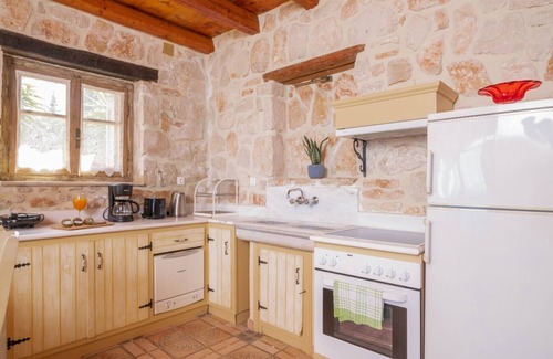 Skinaria Villa | Strofilia Authentic Villas