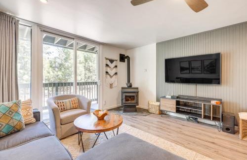 Mammoth Lakes Apartment | Stroll to The Village Year-Round Family Getaway