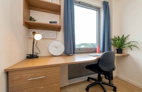 Ipswich Apartment | Student Only Athena Hall