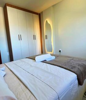 Amarelo Apartment | Studio 02 Gilberto Machado