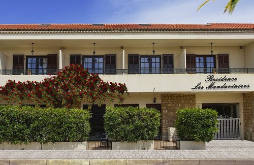 Giens Apartment | studio - 1 room - 2/4 persons