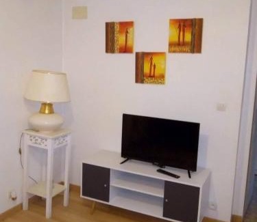 Mirecourt Apartment | Studio 2 centre-ville de Mirecourt
