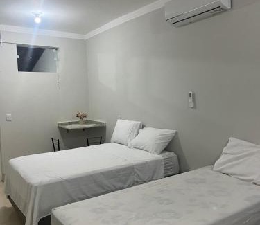 Santa Monica Apartment | Studio 38 - Studio aconchegante na melhor localização próx a Parque do sabiá, Estádio, Shopping e Aeroporto